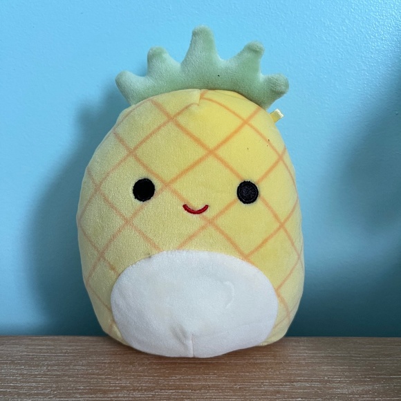 Maui the Pineapple 5" - Picture 1 of 2